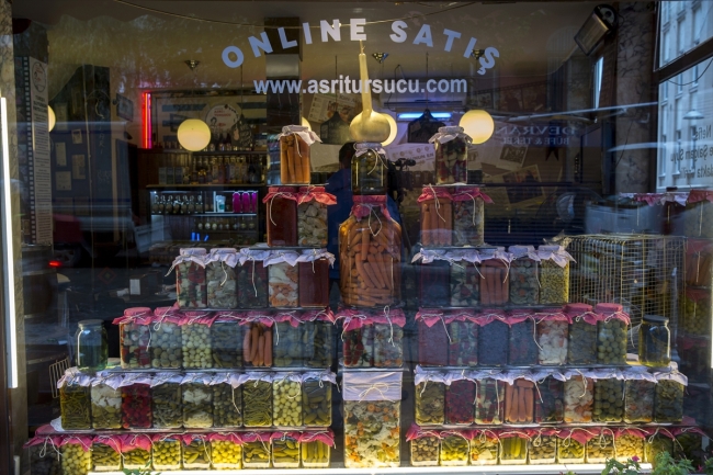 Kış sofralarını süsleyen turşunun püf noktaları